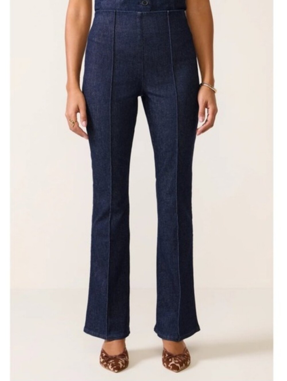 Spanx Better Base Micro Flare Jeans Size Medium